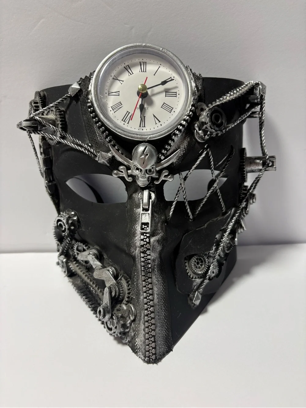 Black Steampunk Skull Wall Clock Mask - Decorative Home Clock